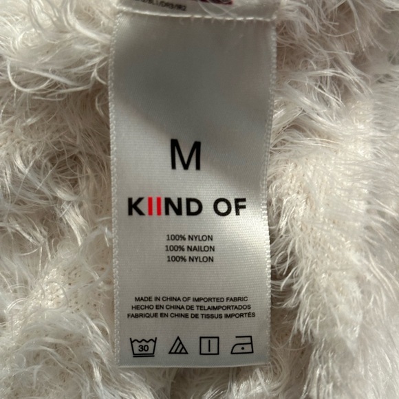 KIIND OF - FAUX FUR TURTLENECK - WHITE - Sz S - Picture 4 of 5